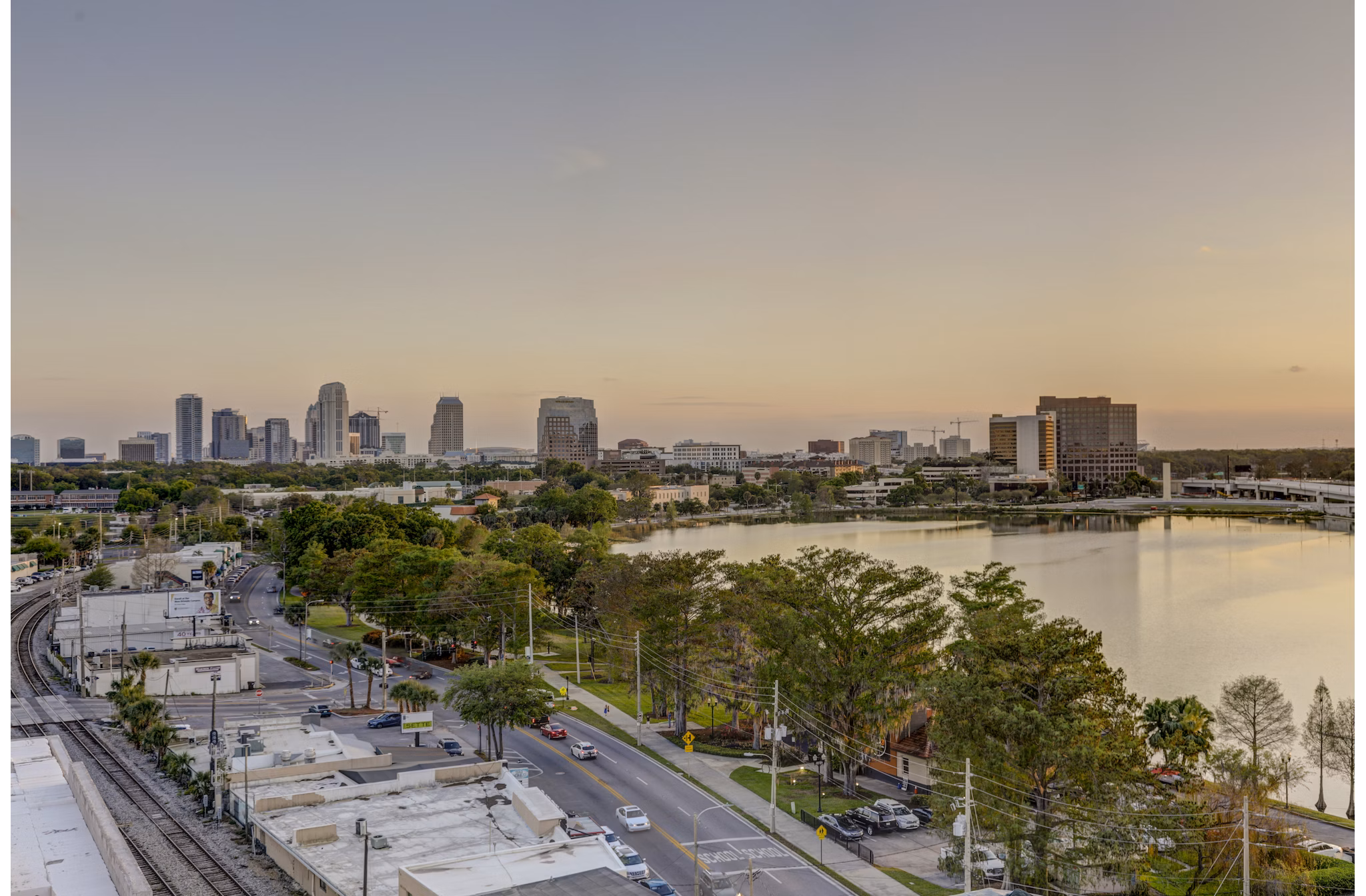 The Yard at Ivanhoe: Scenic view of luxury apartment community grounds