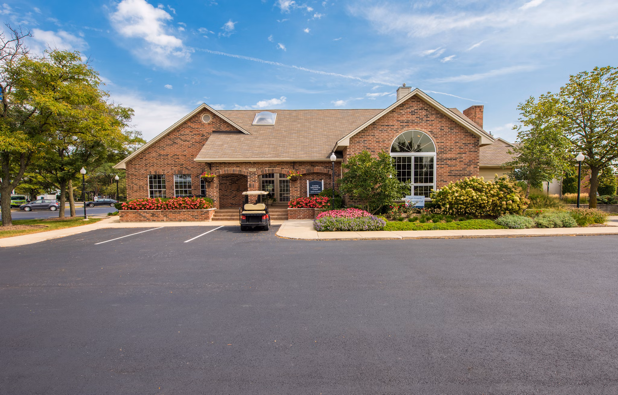 exterior at Martin's Point Apartments