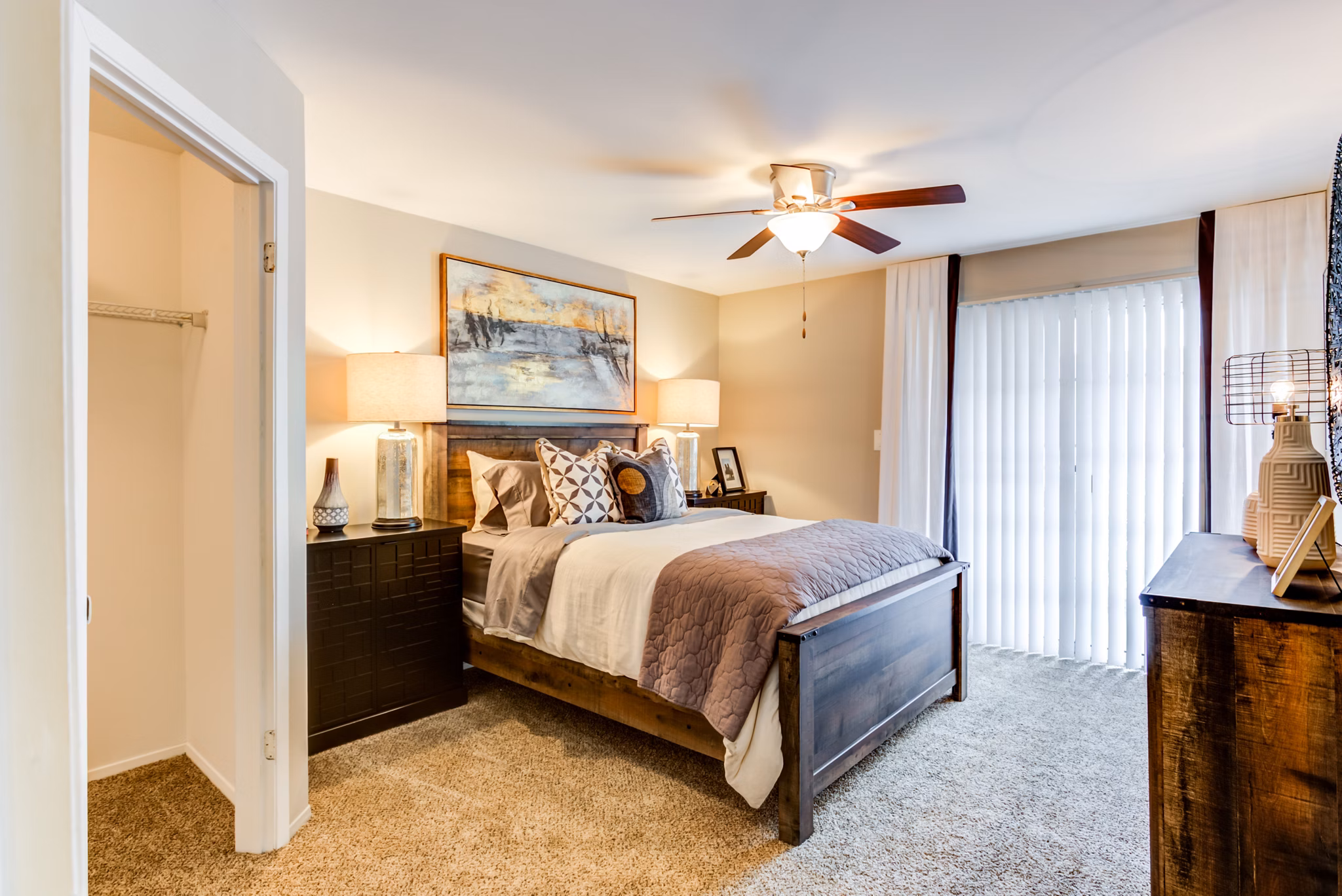 bedroom at Martin's Point Apartments