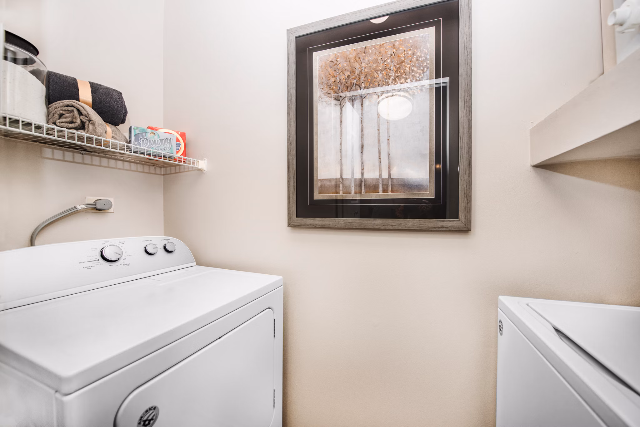 laundry room at Martin's Point Apartments