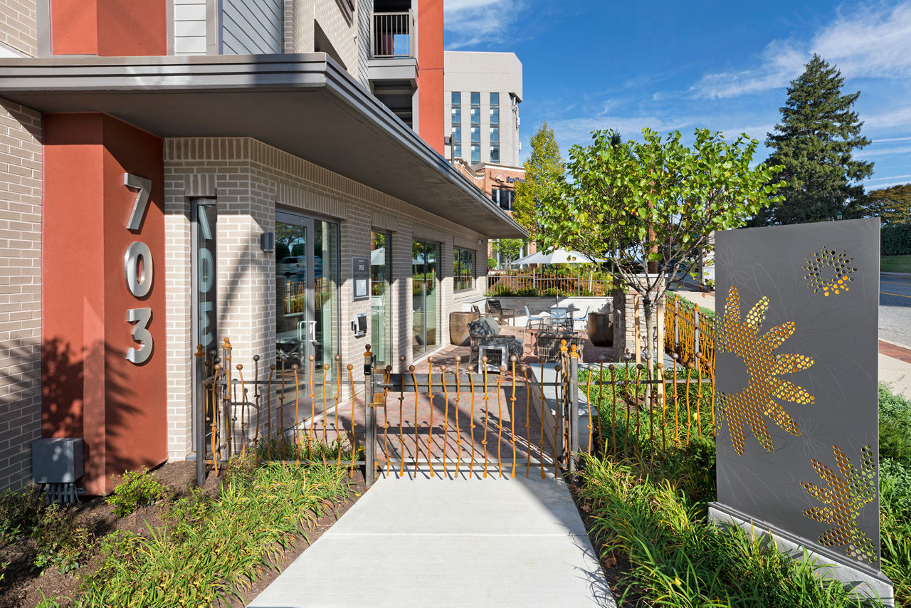 Flats At 703 Towson Md 3 of 12