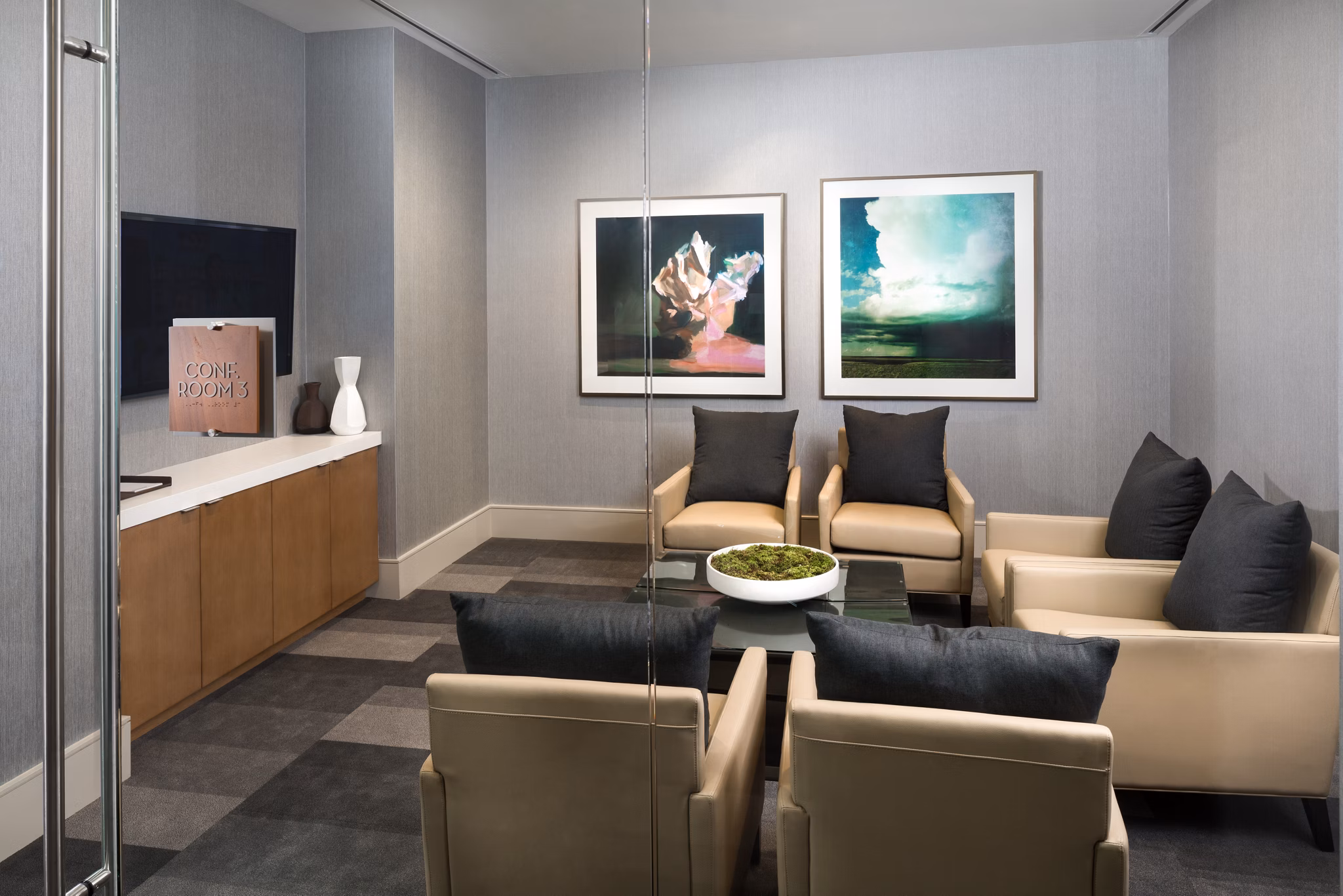 Clubhouse featuring state-of-the-art fitness center and social lounge at The Kincaid at Legacy Apartments