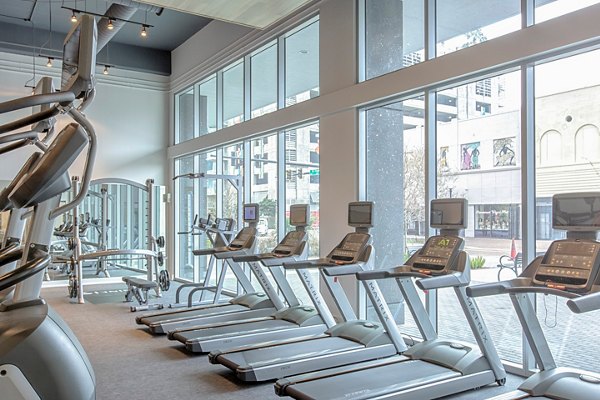 fitness center at Nine15 Apartments