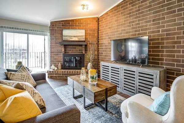 living room at Orion Arlington Lakes Apartments