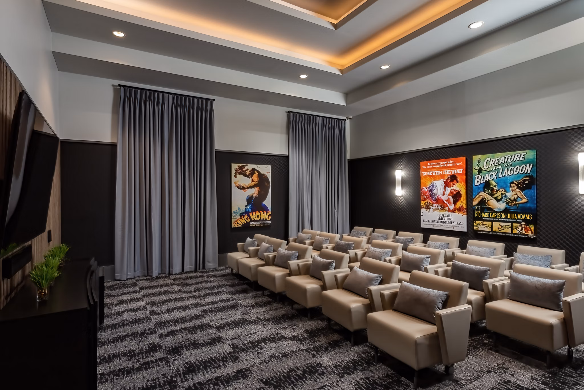 Overture Hamlin: Elegant mid-rise luxury apartments with lush landscaping in Winter Garden, ideal for an active adult lifestyle