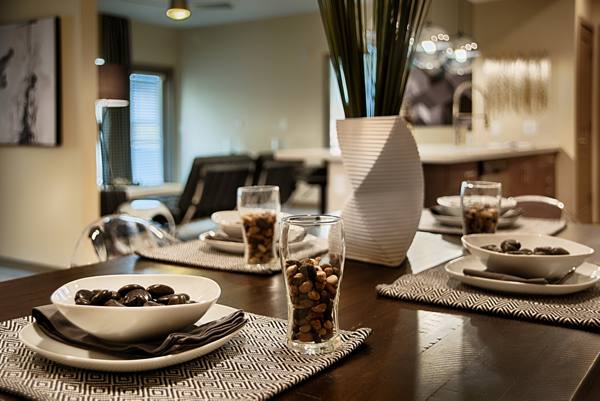 dining area at Summerly at Zanjero Apartments