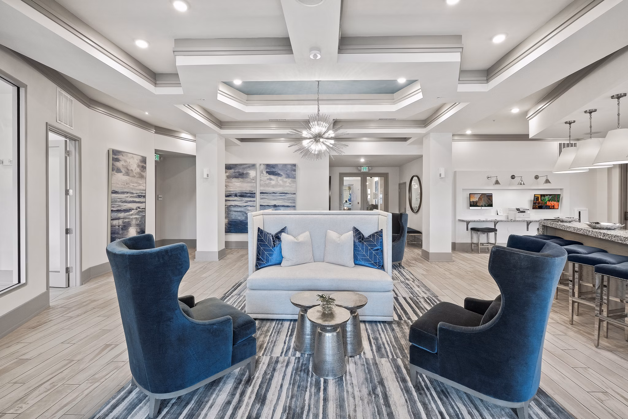 Clubhouse featuring modern design and lounge at Vue at Belleair Apartments, a luxury Greystar community