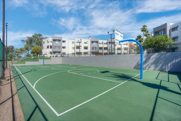 sport court at Vaseo Apartments