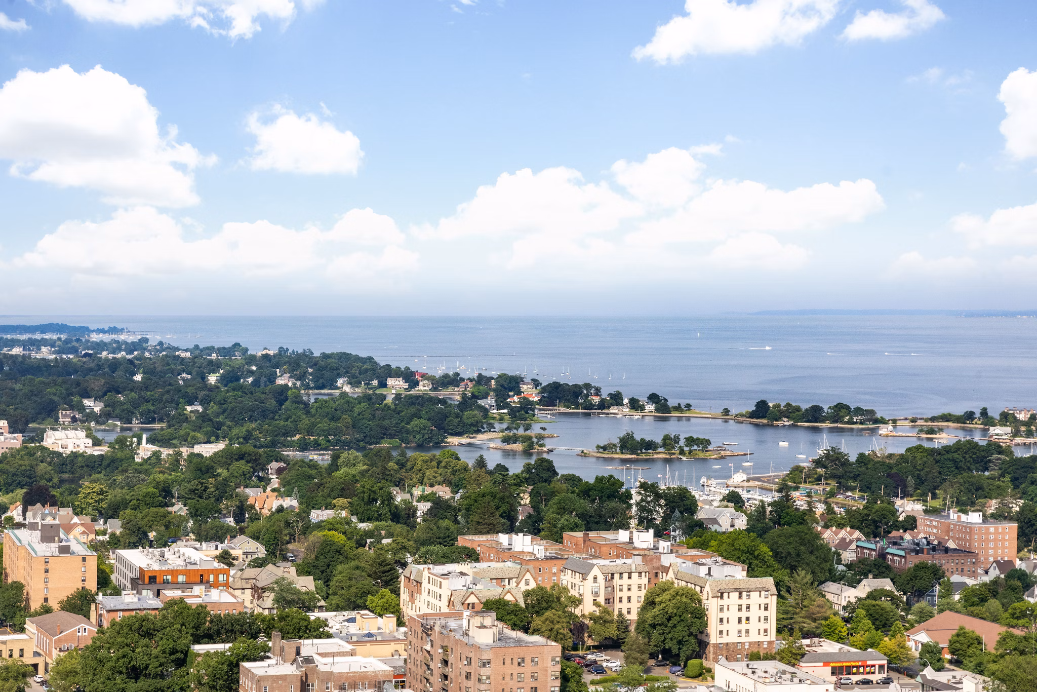 360 Huguenot Apartments: Modern luxury high-rise in downtown New Rochelle