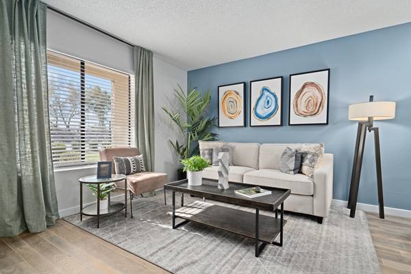 living room at Solas Glendale Apartments