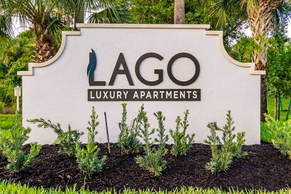 signage at Lago Apartments