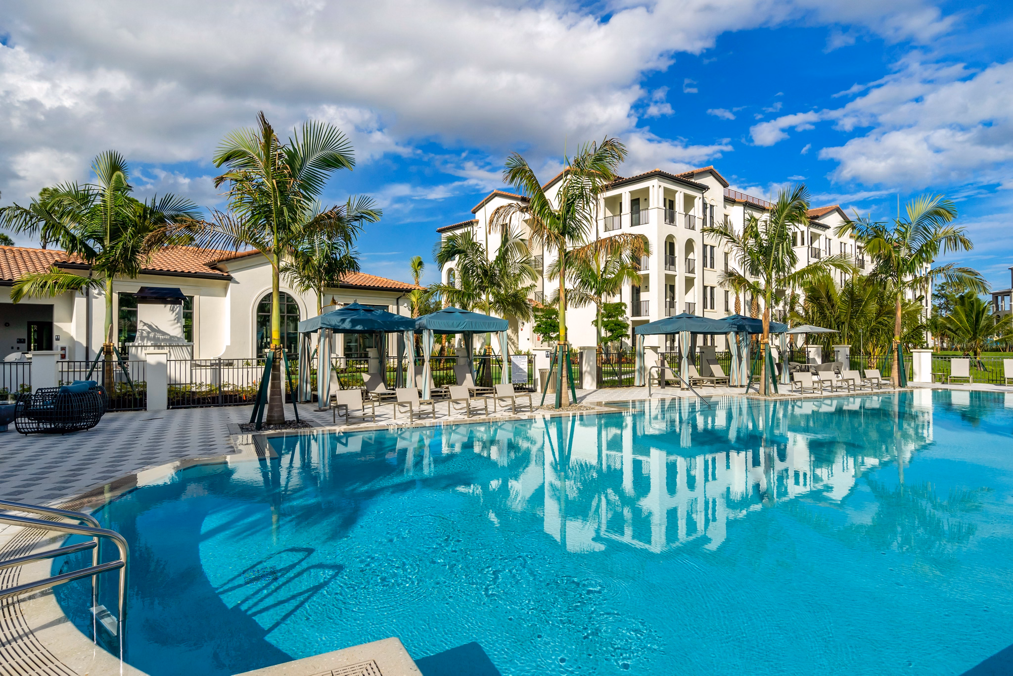 Property images of Lago Apartments