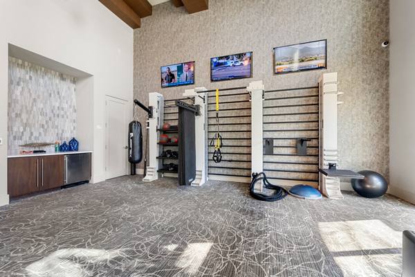 fitness center at Maxwell on 66th Apartments