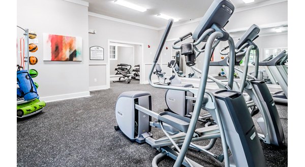 fitness center at HUE97 Apartments