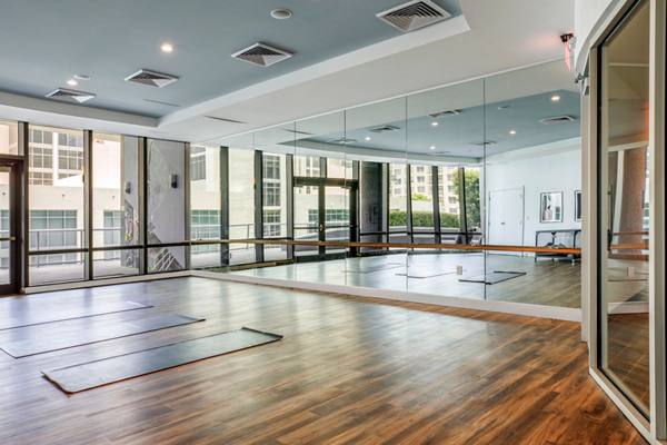 yoga/spin studio at Midtown 5 Apartments