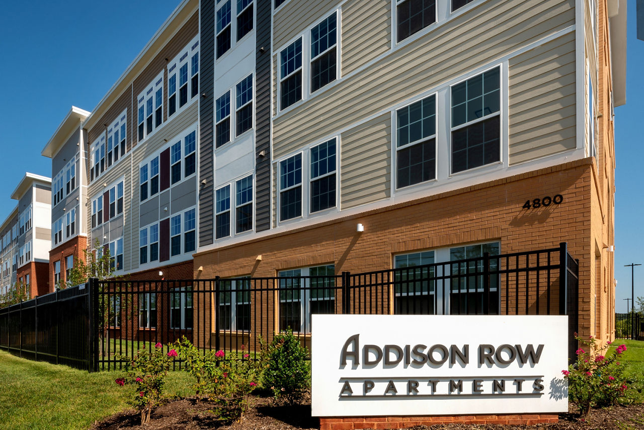 Modern fitness center with state-of-the-art equipment at GS Addison Row luxury apartments