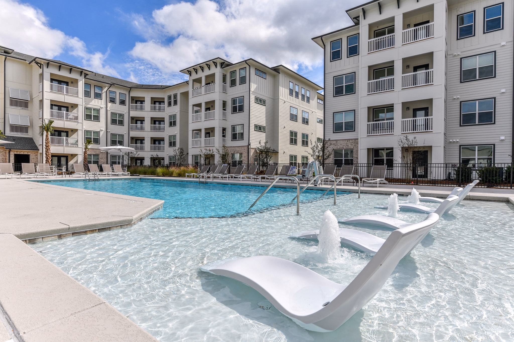 Property images of The Burke Apartments
