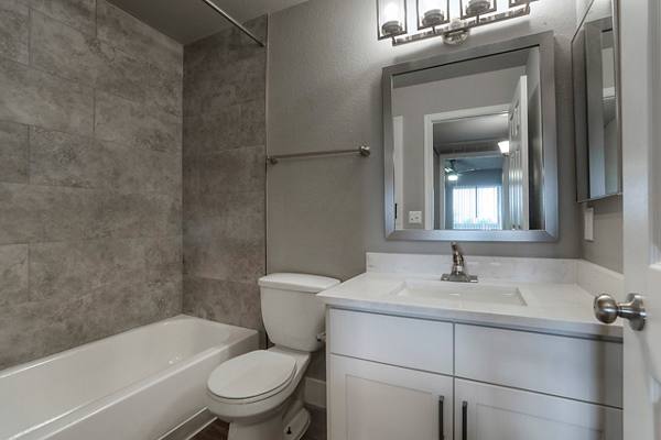 bathroom at Avana Cordoba Apartments