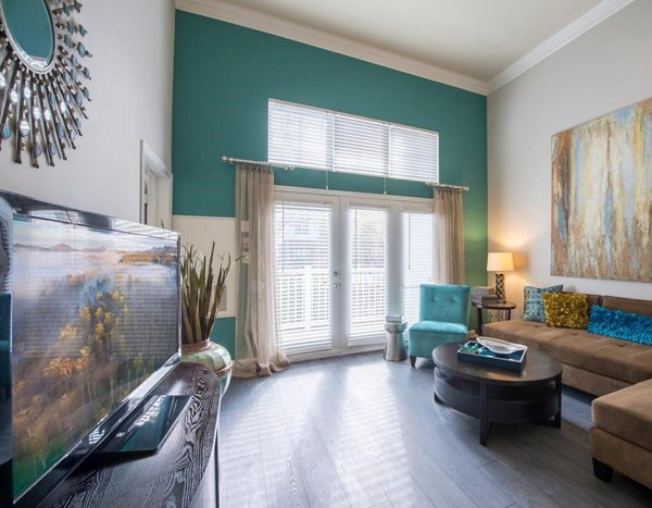 10X Living at Columbia Town Center