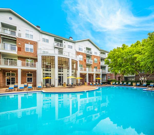 pool at 10X Living at Columbia Town Center Apartments