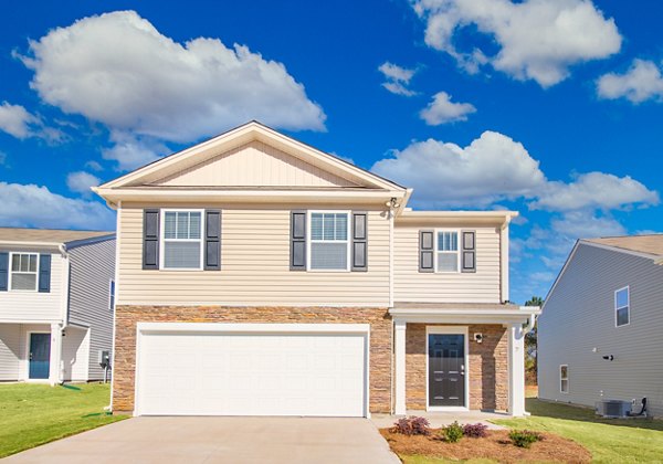 exterior at Huff Creek Apartments