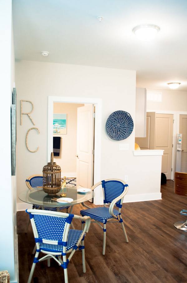 dining area at The Reserve at Crowfield Apartments
