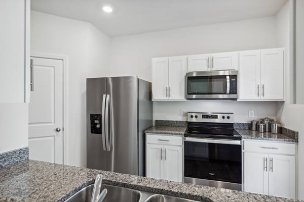 kitchen at Valley View Townes Apartments