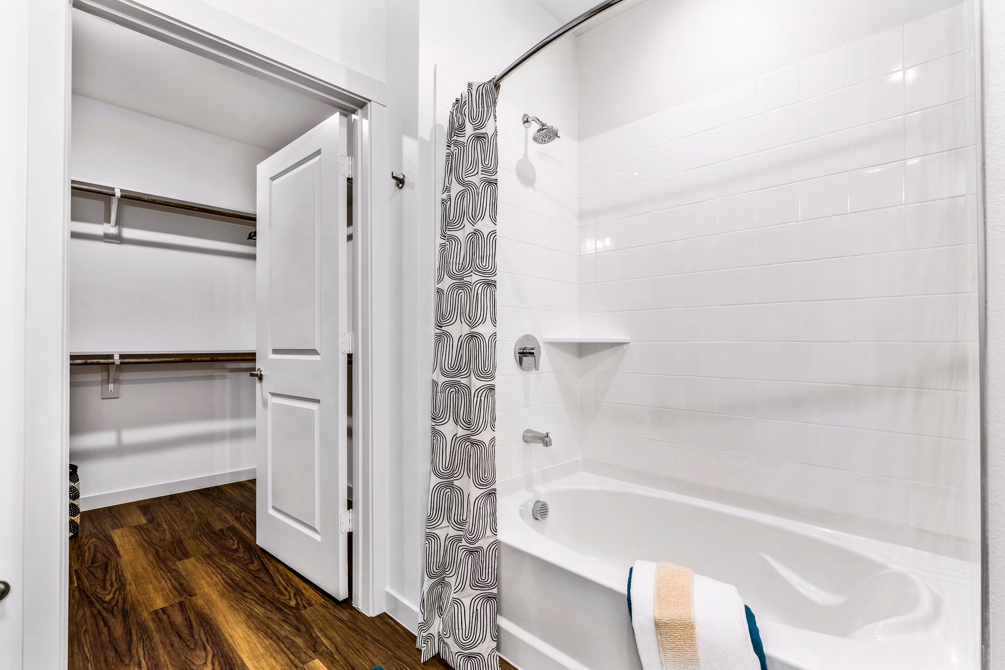 bathroom at Prose Frontier Apartments