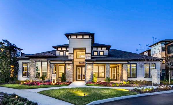 Residences At Lake Park Lutz Fl 4 of 12