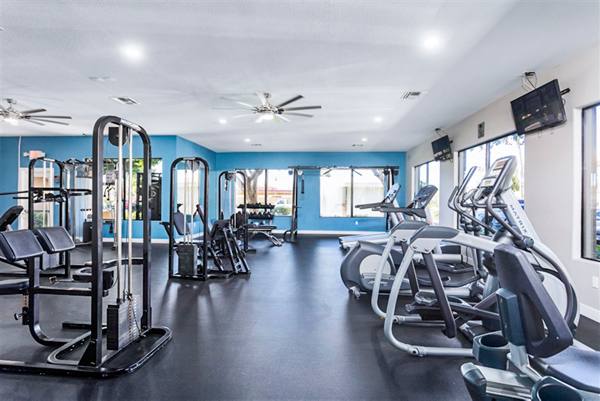 fitness center at Morada Rise Apartments