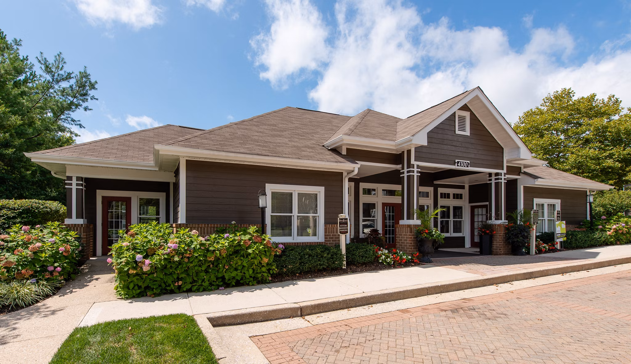exterior at Avana Red Run Apartments