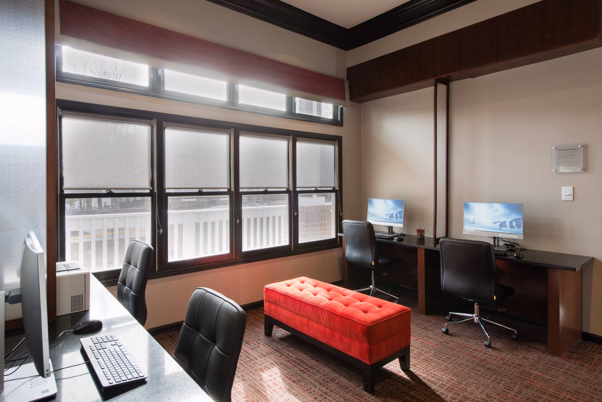 Modern clubhouse with elegant amenities at Avana Red Run Apartments