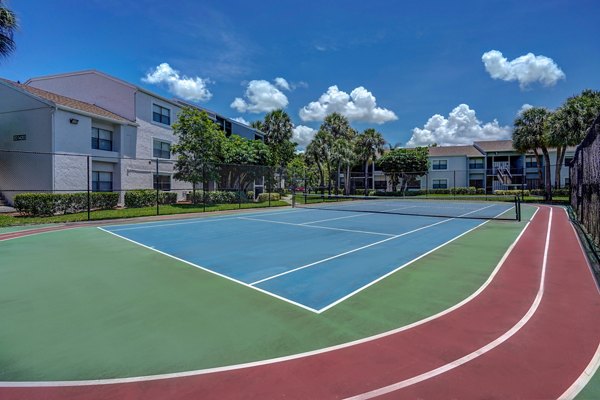 sport court at Plantation Colony Apartments
