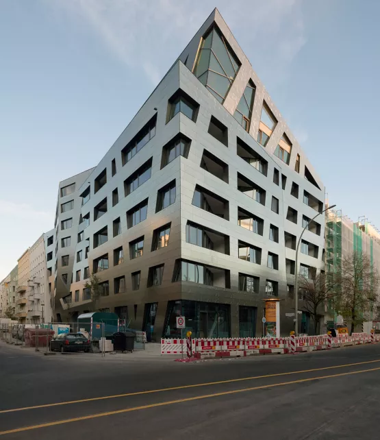 Technology helped Studio Libeskind balance strict building codes and a desire to create individually designed spaces in the Sapphire apartment building in Berlin.